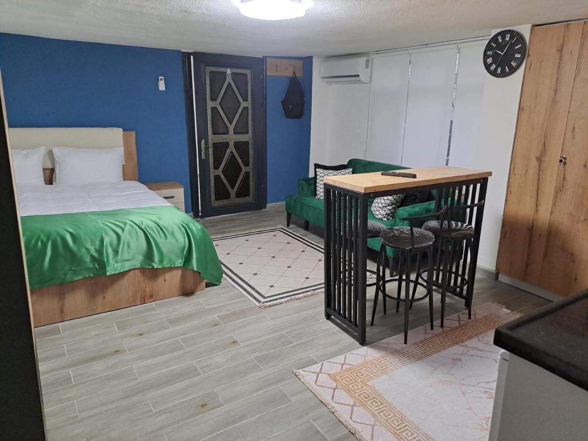 Апартаменты Taksim Nida Flats Стамбул Экстерьер фото