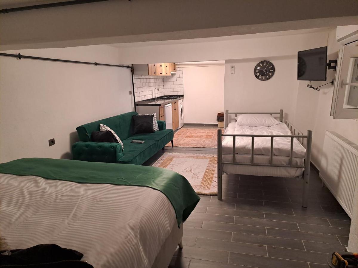 Апартаменты Taksim Nida Flats Стамбул Экстерьер фото